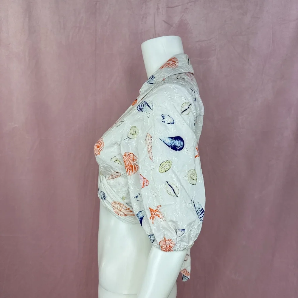 Maeve Anthropologie Womens 100% Cotton White Eyelet Top Seashell Print Size XS